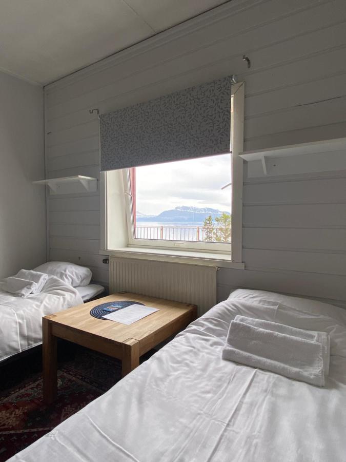 Trondenes Sommerhostel ฮาร์ชตัด ภายนอก รูปภาพ
