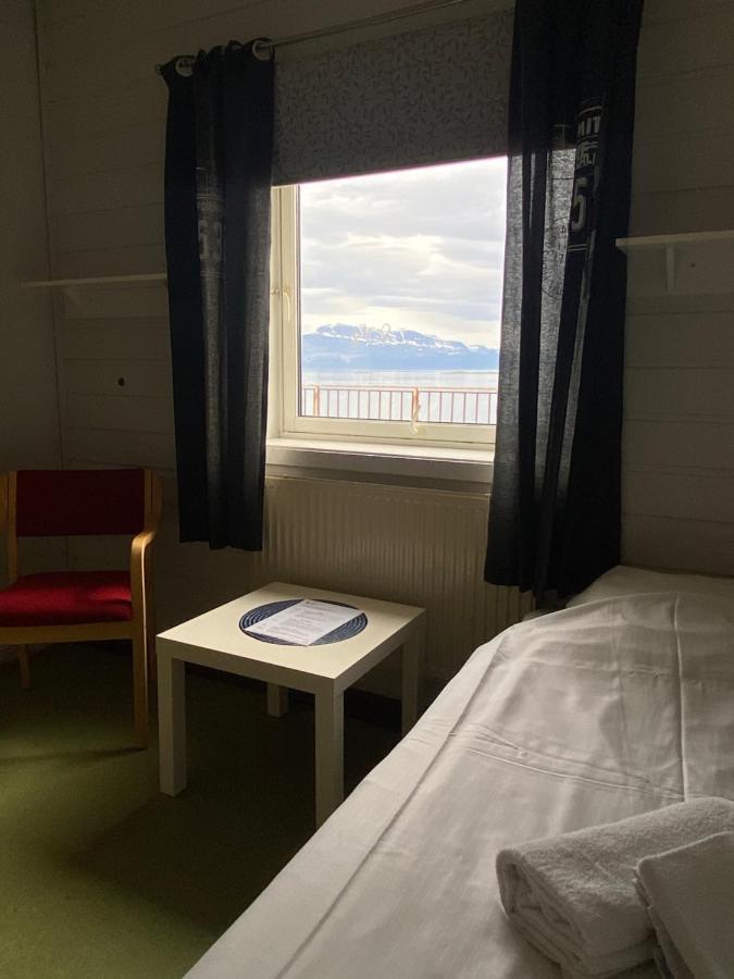 Trondenes Sommerhostel ฮาร์ชตัด ภายนอก รูปภาพ